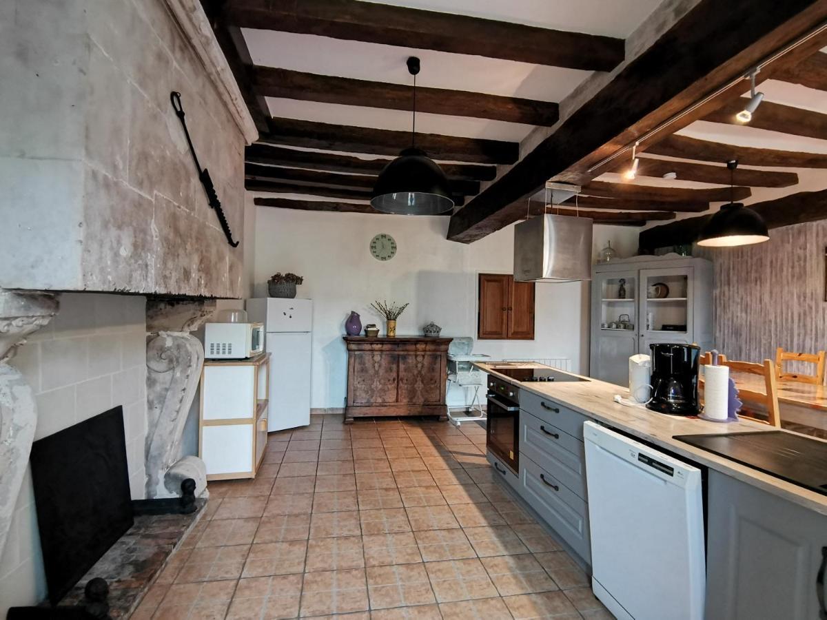 Vila Aux Acacias Braye-sous-Faye Exteriér fotografie